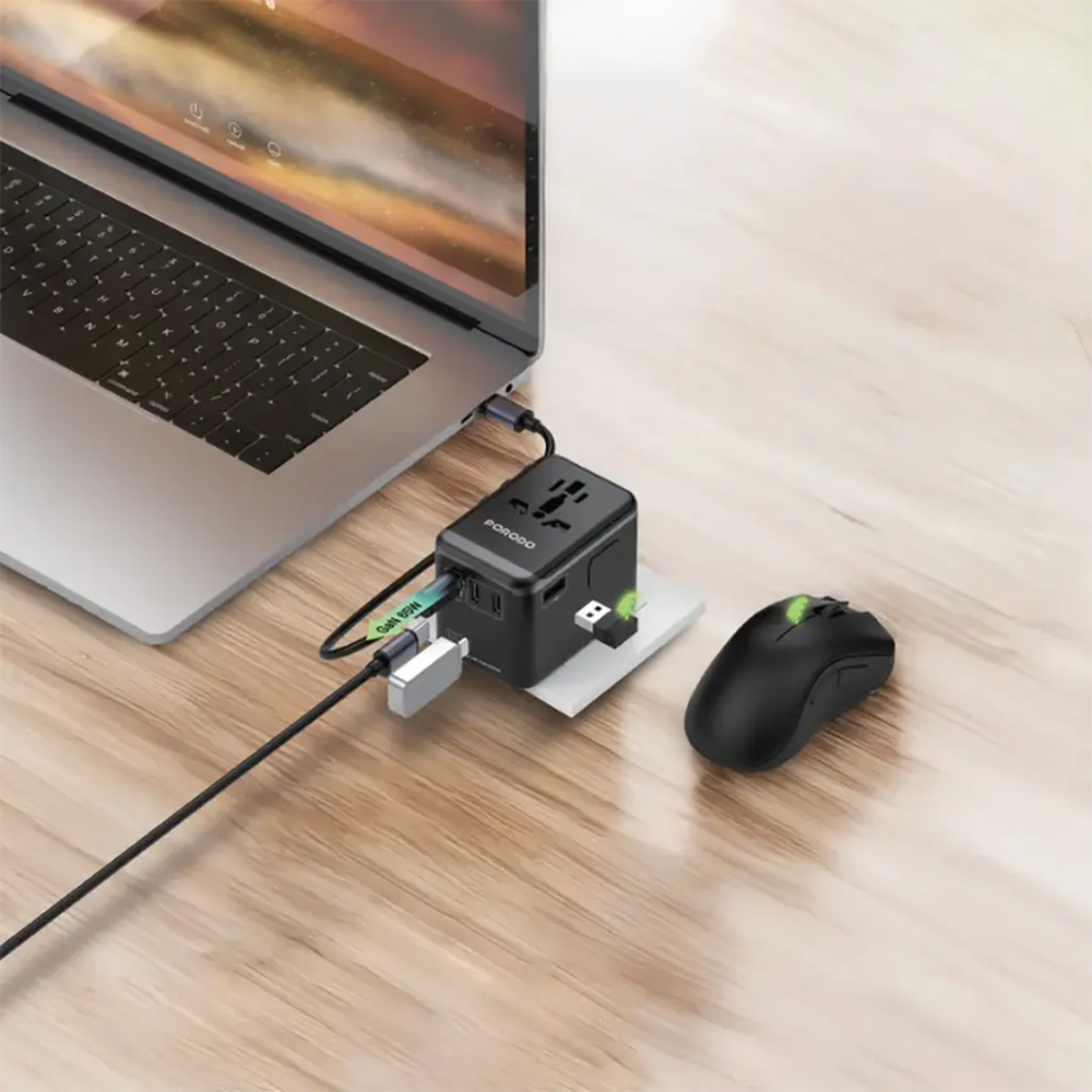 Black Porodo wall charger with 5Gbps USB hub ports connected to laptop and mouse