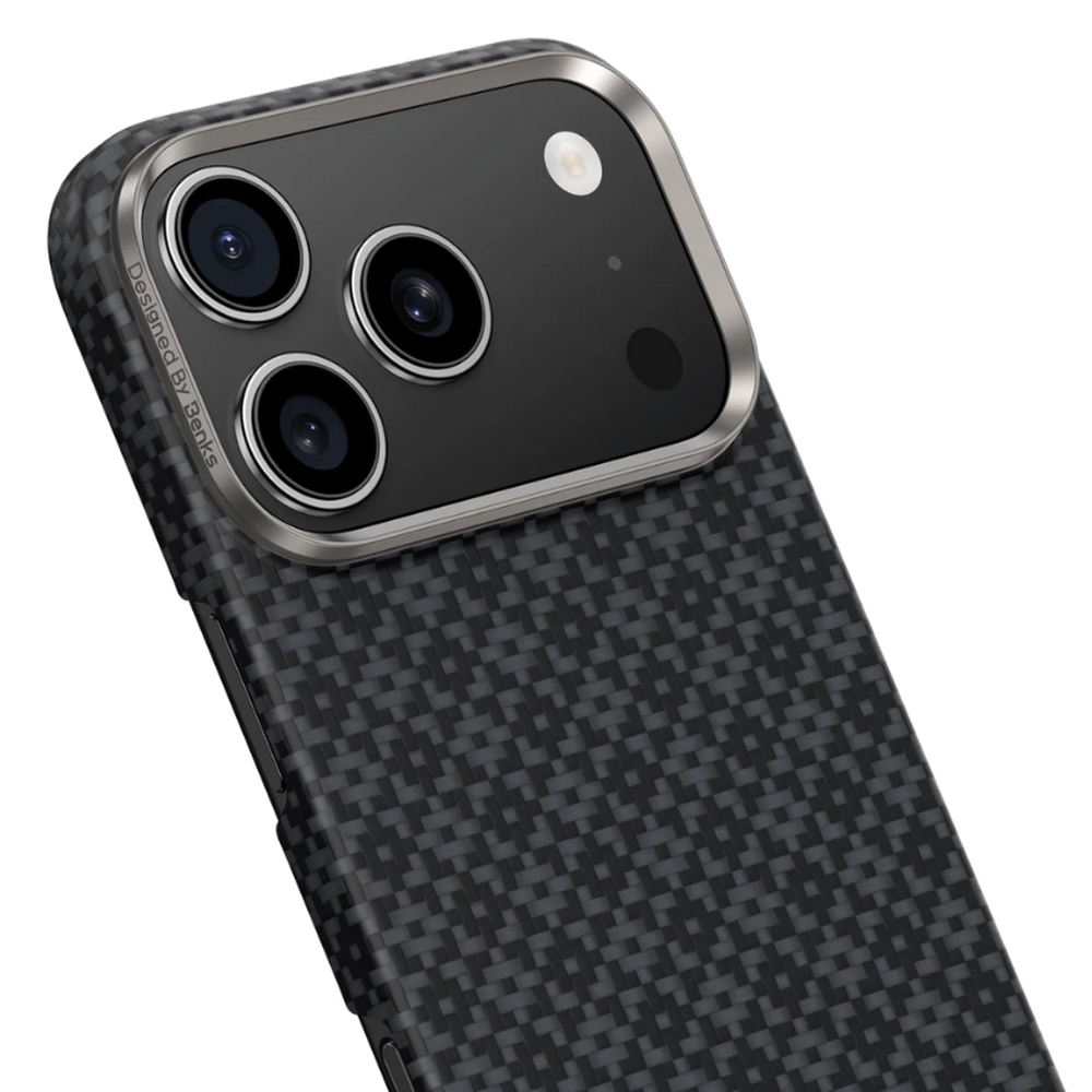 Close-up Benks iPhone 17 ArmorGrid black case Jiaoluo weave detail and MagSafe frame