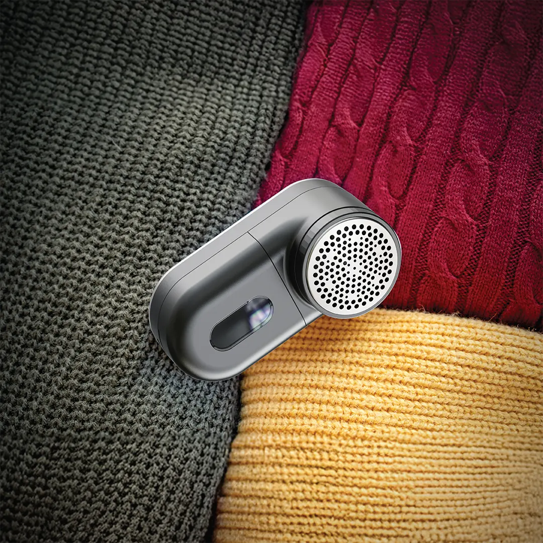 Effortlessly restore your fabrics to perfection
The Green Lion Lint X Lint Remover - Black is a sleek, high-performance device designed to remove lint, fuzz, and thread pills from clothes and upholstery with precision. Built with durable ABS and powered by a high-speed motor, it ensures smooth fabric care with its 6-blade system and 50ml lint bin for easy cleaning.
🔋 Battery Display
⚡ 7200 RPM Speed
✈️ Travel Friendly
🛡️ Safety Protection
🔌 Type-C Charging
