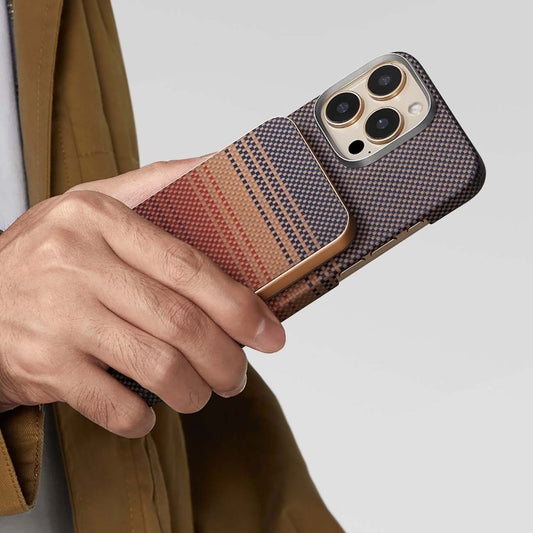 بيتاكا - بنك طاقة مغناطيسي من الألياف بقوة 15 وات (5000 مللي أمبير/ساعة)