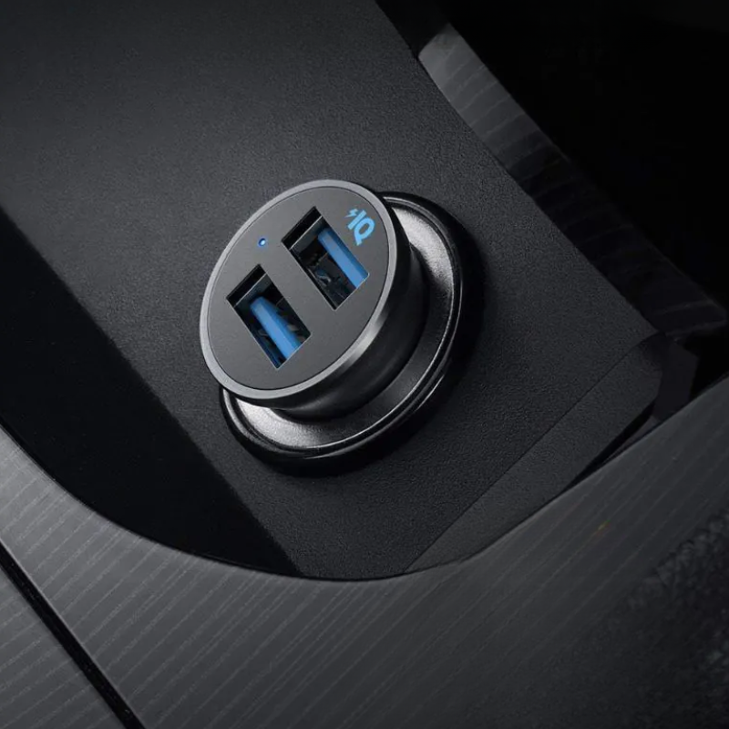 أنكر - شاحن سيارة بمنفذ مزدوج