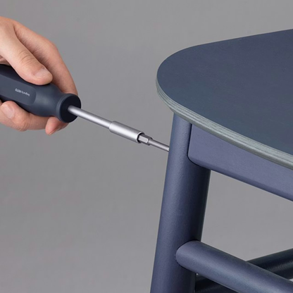 هوتو - مثقاب بدون فرشاة 12 فولت ومجموعة أدوات أساسية