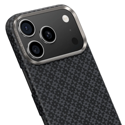 Close-up Benks iPhone 17 ArmorGrid black case Jiaoluo weave detail and MagSafe frame