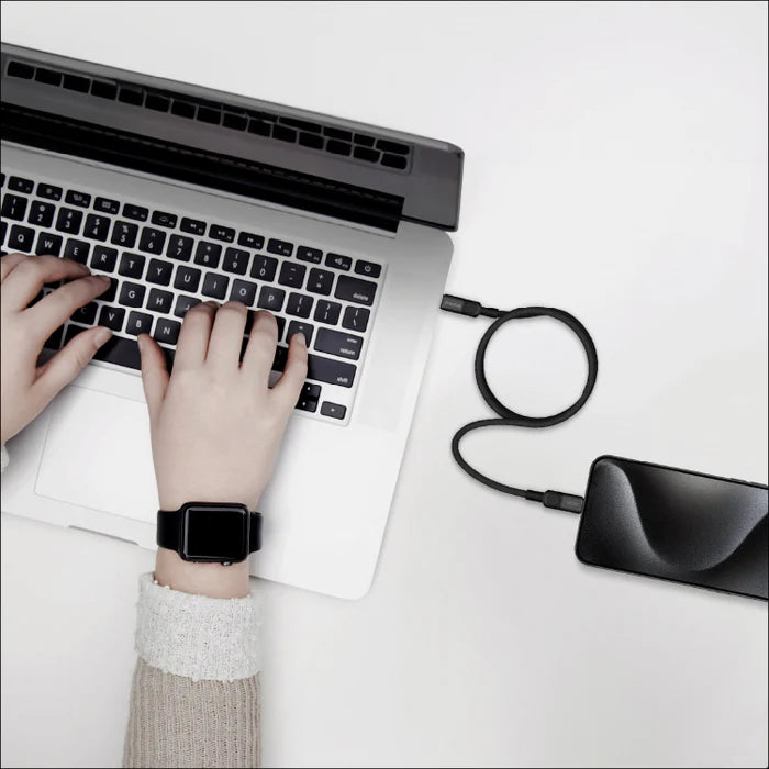 موماكس - كابل USB-C مغناطيسي بقوة 100 واط (2 متر)